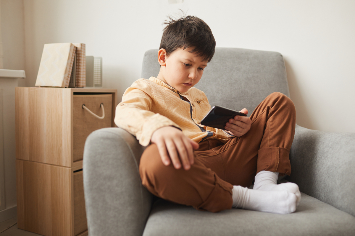 surveiller téléphone enfant